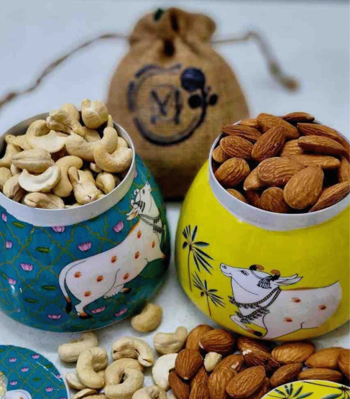 Mix Design Pichwai Print Dry Fruit Box (250gm) (1 Piece)